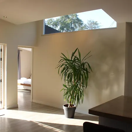 Spaanse Met Ruime Tuin Nabij Amsterdam * Vijfhuizen